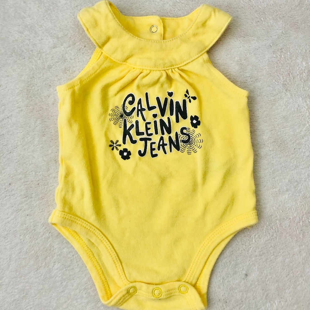 Calvin Klein Baby Girl Bodysuit 0/3 M Yellow/  Logo Print Calvin Klein Jeans.